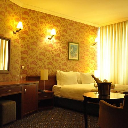 Kndf Marine Hotel Стамбул Экстерьер фото